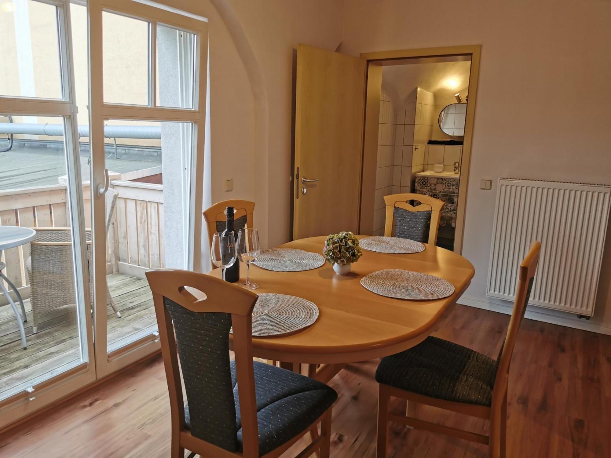 Ferienwohnung Schlossblick Mit Parkplatz Pirna Esterno foto